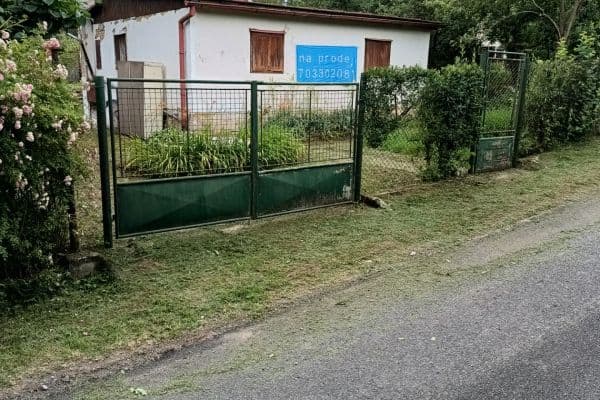 Predaj rekreačného objektu 59 m², pozemok 504 m², Lesní, Zadní Třebaň Predaj rekreačného objektu 59 m², pozemok 504 m², Lesní, Zadní Třebaň
