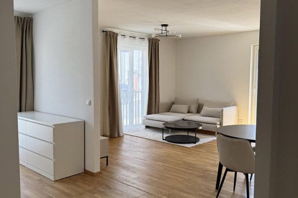 Prenájom bytu 1-izbový 41 m², Herzogenaurach Prenájom bytu 1-izbový 41 m², Herzogenaurach