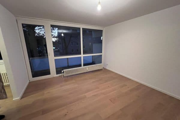 Prenájom bytu 1-izbový 40 m², Münchnerstr. 54, Kr. München - Unterhaching, Bavorsko Prenájom bytu 1-izbový 40 m², Münchnerstr. 54, Kr. München - Unterhaching, Bavorsko