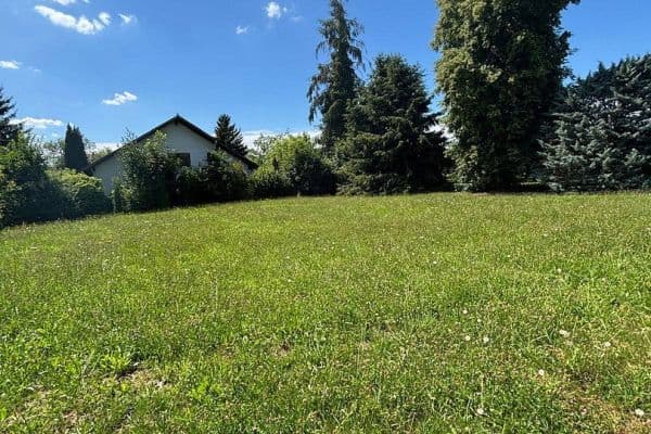 Predaj pozemku 1.276 m², Renchen Ulm Predaj pozemku 1.276 m², Renchen Ulm
