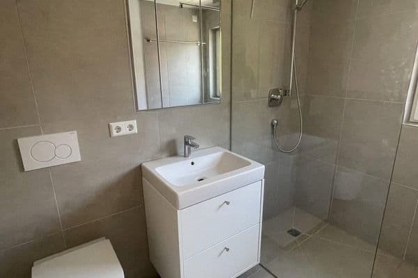 Prenájom bytu 2-izbový 55 m², Ludwigsburg Prenájom bytu 2-izbový 55 m², Ludwigsburg