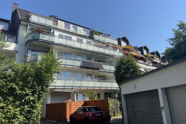 Prenájom bytu 3-izbový 82 m², Marbacher Str. 13, Düsseldorf Prenájom bytu 3-izbový 82 m², Marbacher Str. 13, Düsseldorf
