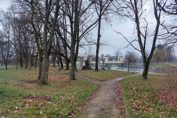 Predaj pozemku 7.743 m², Třeboňská, Hluboká nad Vltavou Predaj pozemku 7.743 m², Třeboňská, Hluboká nad Vltavou