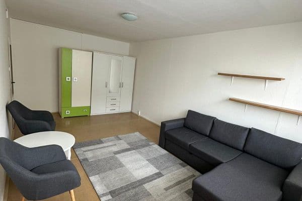 Prenájom bytu 1-izbový 34 m², Na Cikorce, Praha Prenájom bytu 1-izbový 34 m², Na Cikorce, Praha