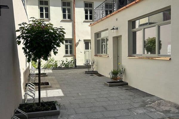 Prenájom bytu 1-izbový 26 m², Friedrichstraße 32, Erlangen, Bavorsko Prenájom bytu 1-izbový 26 m², Friedrichstraße 32, Erlangen, Bavorsko