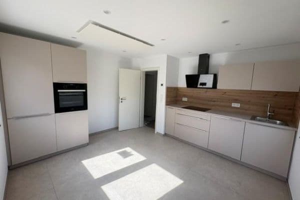 Prenájom bytu 2-izbový 65 m², Sindelfingen Prenájom bytu 2-izbový 65 m², Sindelfingen