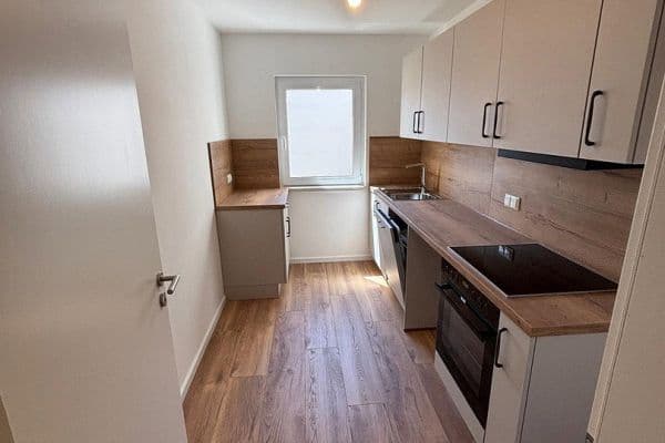 Prenájom bytu 4-izbový 89 m², Michelstädter Weg 5, Dietzenbach Prenájom bytu 4-izbový 89 m², Michelstädter Weg 5, Dietzenbach