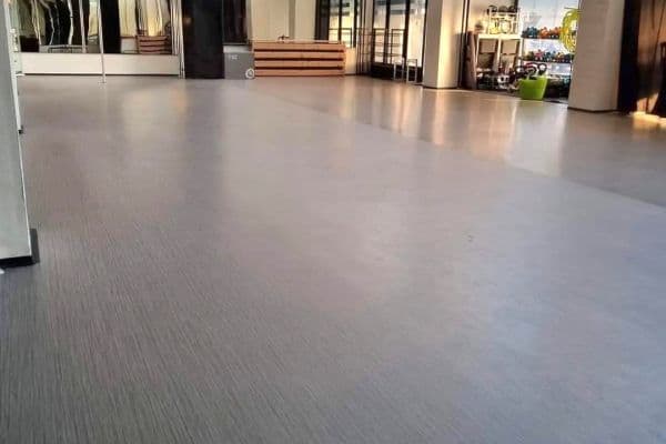 Prenájom nebytového priestoru 100 m², třída Edvarda Beneše, Hradec Králové, Královéhradecký kraj Prenájom nebytového priestoru 100 m², třída Edvarda Beneše, Hradec Králové, Královéhradecký kraj