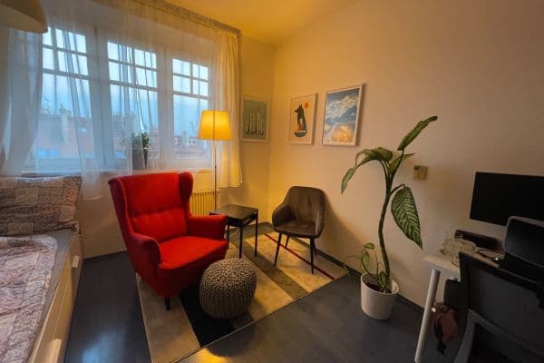 Prenájom bytu 1-izbový 29 m², Šmilovského, Praha, Praha Prenájom bytu 1-izbový 29 m², Šmilovského, Praha, Praha