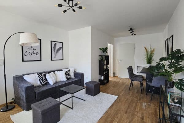Prenájom bytu 3-izbový 61 m², München, Bavorsko Prenájom bytu 3-izbový 61 m², München, Bavorsko