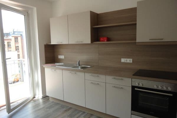 Prenájom bytu 2-izbový 86 m², Äußere Plauensche Str. 5, Zwickau, Sasko Prenájom bytu 2-izbový 86 m², Äußere Plauensche Str. 5, Zwickau, Sasko
