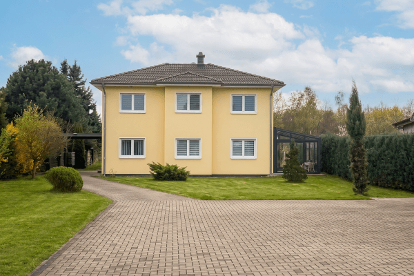 Predaj domu 146 m², pozemok 3.283 m², Zwenkau Predaj domu 146 m², pozemok 3.283 m², Zwenkau