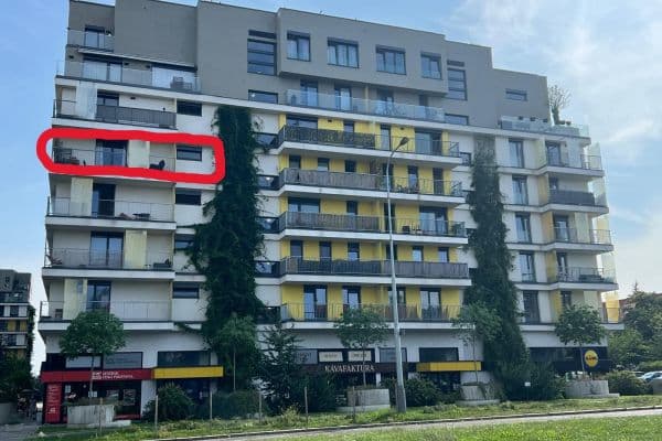 Prenájom bytu 1-izbový 42 m², Počernická, Praha Prenájom bytu 1-izbový 42 m², Počernická, Praha
