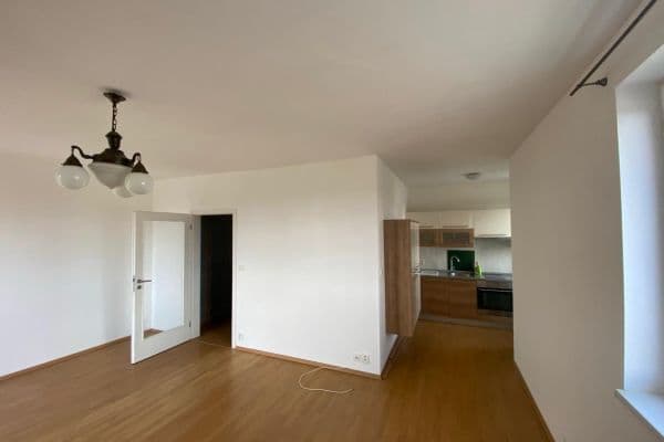 Prenájom bytu 1-izbový 40 m², Vilová, Nové Jirny Prenájom bytu 1-izbový 40 m², Vilová, Nové Jirny