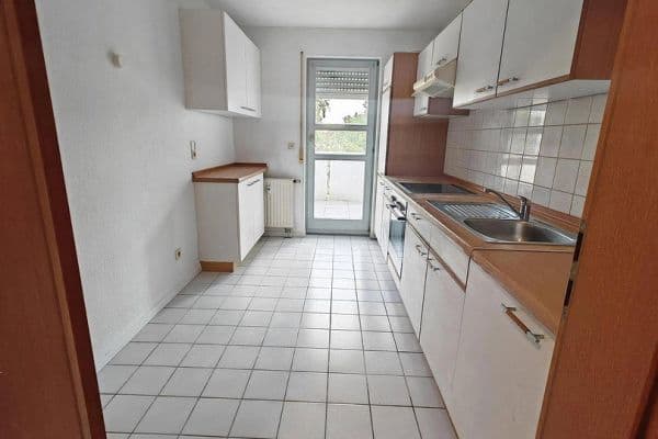 Prenájom bytu 2-izbový 52 m², Heilbronn, Bádensko-Wurttembersko Prenájom bytu 2-izbový 52 m², Heilbronn, Bádensko-Wurttembersko