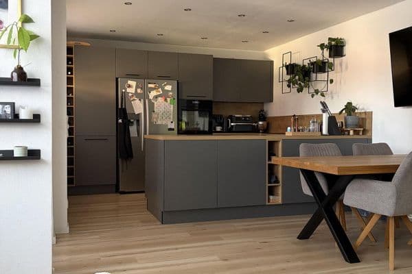 Predaj bytu 3-izbový 78 m², Burgdorf Predaj bytu 3-izbový 78 m², Burgdorf