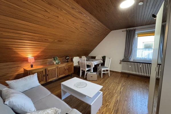 Prenájom bytu 1-izbový 24 m², Mühlenbroicher Weg 143, Düsseldorf Prenájom bytu 1-izbový 24 m², Mühlenbroicher Weg 143, Düsseldorf