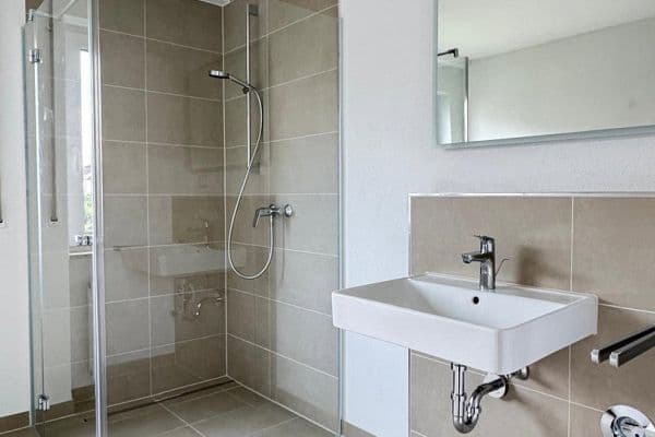 Prenájom bytu 3-izbový 75 m², Friedrichshafen Prenájom bytu 3-izbový 75 m², Friedrichshafen