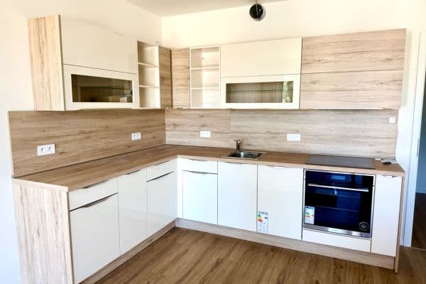 Prenájom bytu 2-izbový 53 m², Ke křížku, Kladno Prenájom bytu 2-izbový 53 m², Ke křížku, Kladno