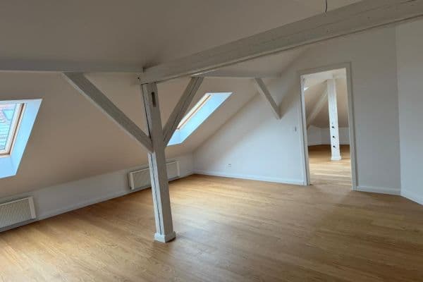 Prenájom bytu 2-izbový 82 m², Korunní, Praha, Praha Prenájom bytu 2-izbový 82 m², Korunní, Praha, Praha