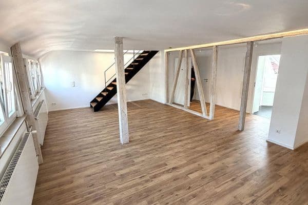 Predaj bytu 3-izbový 83 m², Stuttgart Predaj bytu 3-izbový 83 m², Stuttgart