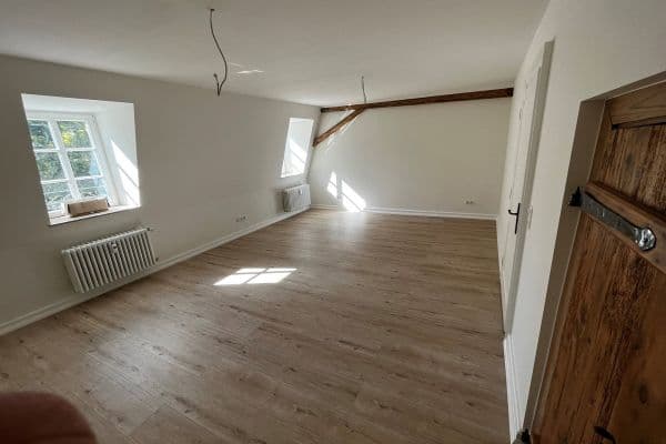 Prenájom bytu 3-izbový 95 m², Bad Schwalbach Prenájom bytu 3-izbový 95 m², Bad Schwalbach