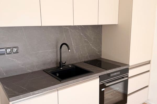 Prenájom bytu 3-izbový 45 m², Končinská, Litomyšl Prenájom bytu 3-izbový 45 m², Končinská, Litomyšl