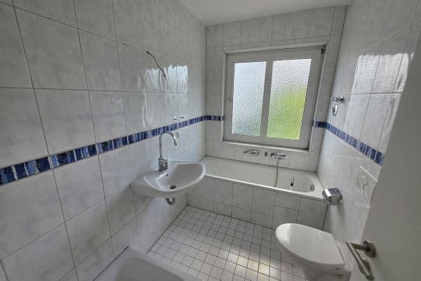 Prenájom bytu 2-izbový 61 m², Rathausplatz 28, Hattingen Prenájom bytu 2-izbový 61 m², Rathausplatz 28, Hattingen