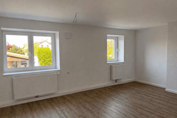 Prenájom bytu 3-izbový 70 m², Schlesierstraße 1, Schwandorf, Bavorsko Prenájom bytu 3-izbový 70 m², Schlesierstraße 1, Schwandorf, Bavorsko