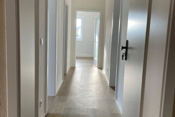 Prenájom bytu 3-izbový 58 m², Schwäbelstr. 4, Schwandorf, Bavorsko Prenájom bytu 3-izbový 58 m², Schwäbelstr. 4, Schwandorf, Bavorsko