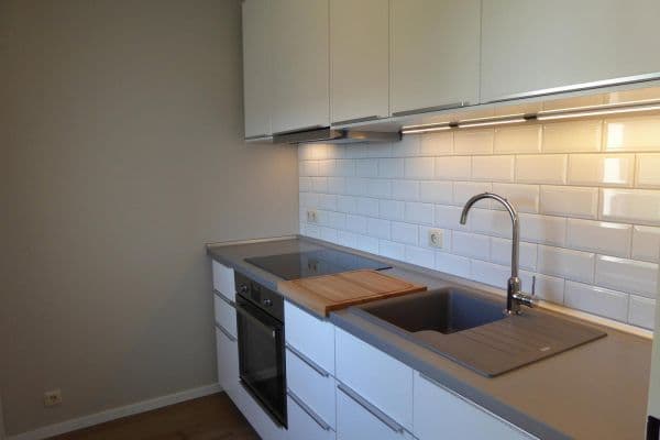 Prenájom bytu 1-izbový 42 m², Wiesbaden Prenájom bytu 1-izbový 42 m², Wiesbaden