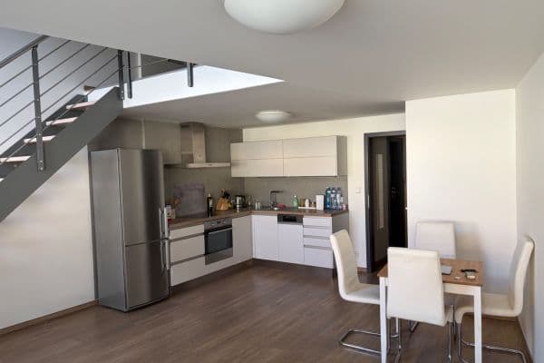 Prenájom bytu 2-izbový 50 m², U Libeňského pivovaru, Praha Prenájom bytu 2-izbový 50 m², U Libeňského pivovaru, Praha