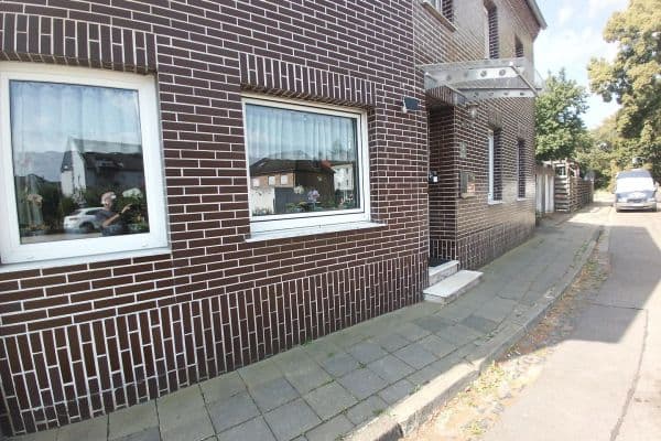 Predaj domu 124 m², pozemok 340 m², Hückelhoven Predaj domu 124 m², pozemok 340 m², Hückelhoven