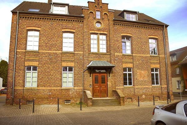 Prenájom bytu 2-izbový 61 m², Alte Landstr. 62, Bergheim Prenájom bytu 2-izbový 61 m², Alte Landstr. 62, Bergheim