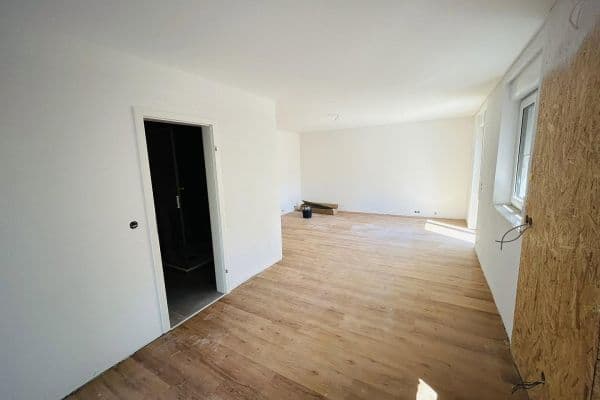 Prenájom bytu 2-izbový 54 m², Fronbergstraße 4, Kirchheim am Neckar Prenájom bytu 2-izbový 54 m², Fronbergstraße 4, Kirchheim am Neckar