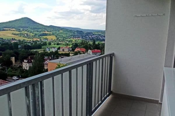 Predaj bytu 3-izbový 75 m², Čsl. partyzánů, Děčín Predaj bytu 3-izbový 75 m², Čsl. partyzánů, Děčín