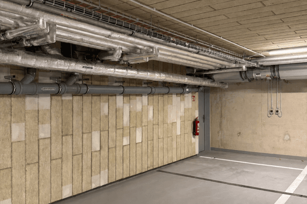 Prenájom garáže 15 m², Budovcova, Praha Prenájom garáže 15 m², Budovcova, Praha