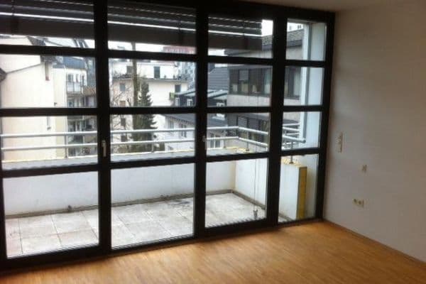 Prenájom bytu 2-izbový 77 m², Düsseldorf, Severné Porýnie - Westfálsko Prenájom bytu 2-izbový 77 m², Düsseldorf, Severné Porýnie - Westfálsko
