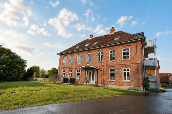 Prenájom bytu 5-izbový 137 m², Hansfelder Hof 1, Hamberge Prenájom bytu 5-izbový 137 m², Hansfelder Hof 1, Hamberge