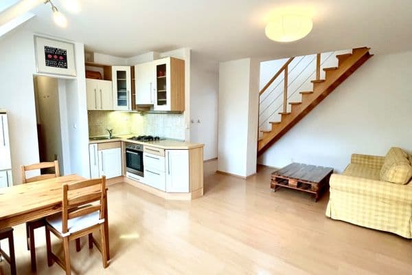 Predaj bytu 3-izbový 76 m², Křivoklátská, Praha Predaj bytu 3-izbový 76 m², Křivoklátská, Praha