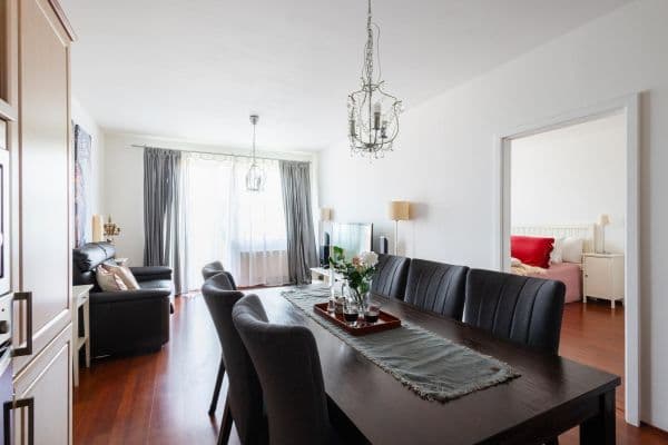 Predaj bytu 3-izbový 74 m², Za Devítkou, Jinočany Predaj bytu 3-izbový 74 m², Za Devítkou, Jinočany