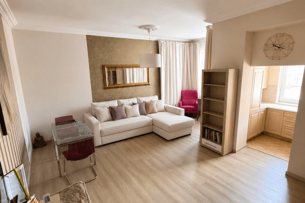 Prenájom bytu 2-izbový 79 m², Perunova, Praha Prenájom bytu 2-izbový 79 m², Perunova, Praha