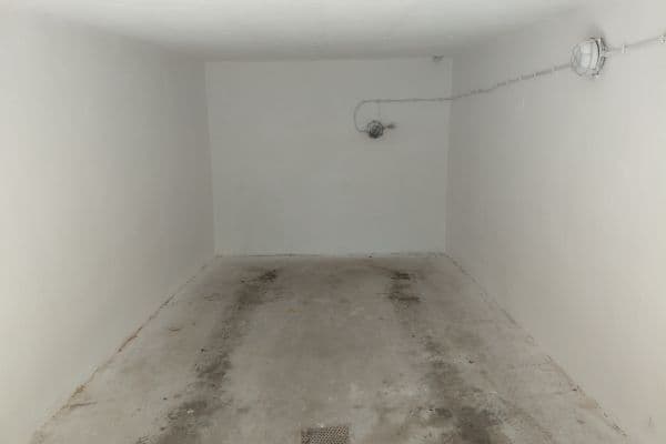 Prenájom garáže 20 m², Jarošova, Havířov Prenájom garáže 20 m², Jarošova, Havířov