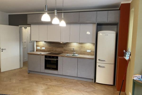 Prenájom bytu 2-izbový 62 m², Donnersbergerstr. 10, München, Bavorsko Prenájom bytu 2-izbový 62 m², Donnersbergerstr. 10, München, Bavorsko