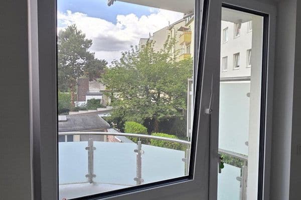 Prenájom bytu 2-izbový 57 m², Düsseldorf, Severné Porýnie - Westfálsko Prenájom bytu 2-izbový 57 m², Düsseldorf, Severné Porýnie - Westfálsko