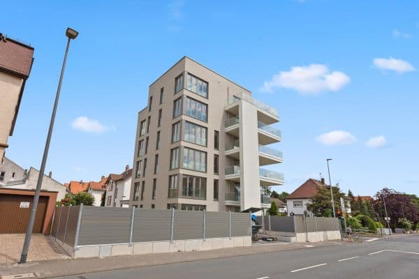 Prenájom bytu 4-izbový 166 m², Liebfrauenstraße 12, Oberursel Prenájom bytu 4-izbový 166 m², Liebfrauenstraße 12, Oberursel