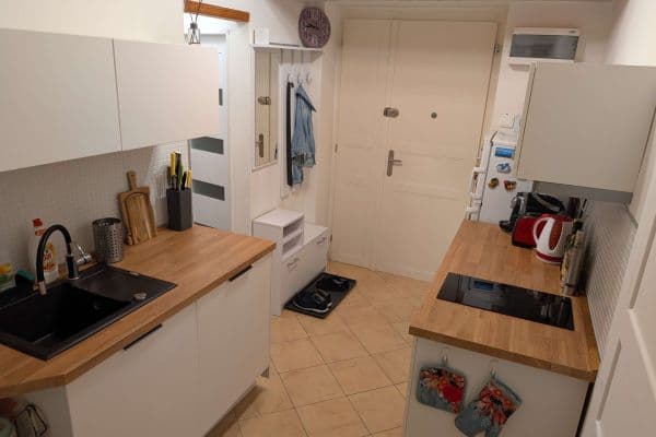 Prenájom bytu 2-izbový 60 m², Vinohradská, Praha Prenájom bytu 2-izbový 60 m², Vinohradská, Praha