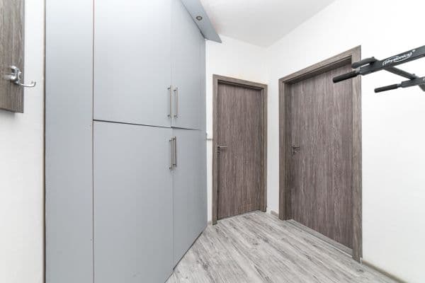 Predaj bytu 4-izbový 84 m², Okrężna, Český Těšín Predaj bytu 4-izbový 84 m², Okrężna, Český Těšín