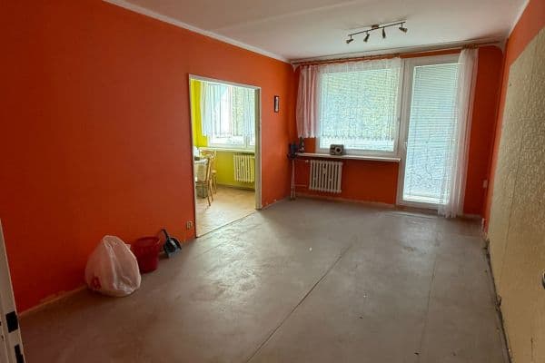 Predaj bytu 3-izbový 74 m², Za Jednotou, Neratovice Predaj bytu 3-izbový 74 m², Za Jednotou, Neratovice