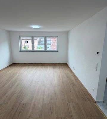 Prenájom bytu 3-izbový 65 m², Schubertstr 9, Ketsch, Bádensko-Wurttembersko Prenájom bytu 3-izbový 65 m², Schubertstr 9, Ketsch, Bádensko-Wurttembersko